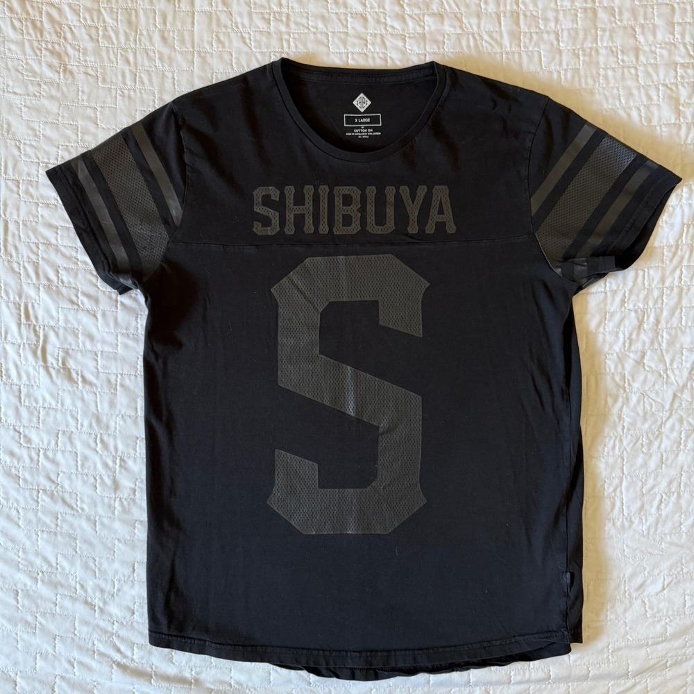 Cotton On Shibuya T Shirt Mens Extra Large XL Black Football‎ Jersey Style